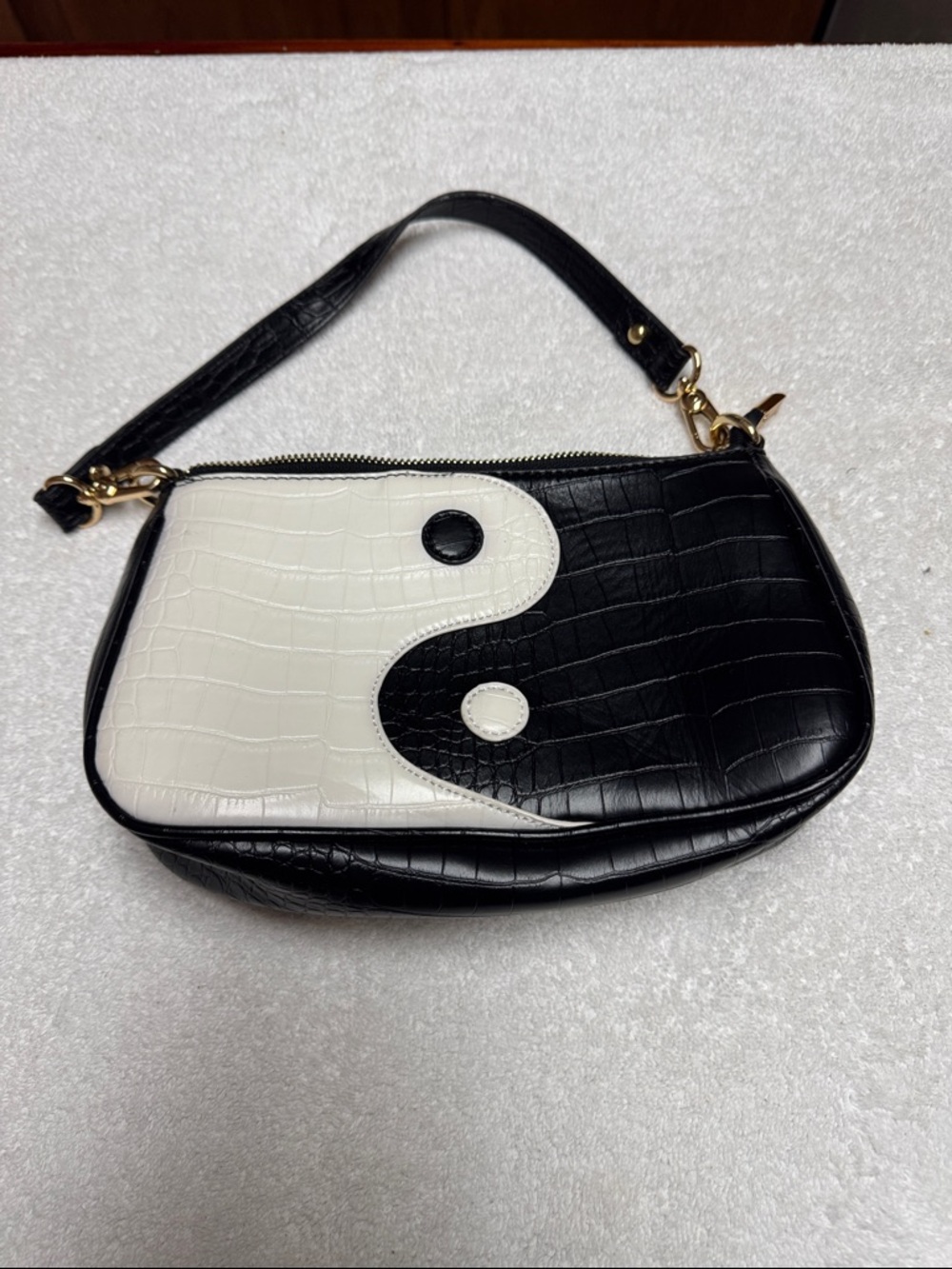 Princess Polly Black & White Croc Yin Yang Shoulder Bag